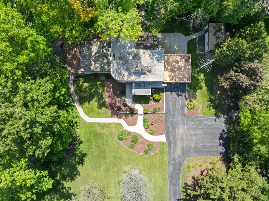 1608 N Rapids Rd, Manitowoc, WI 54220 - #2