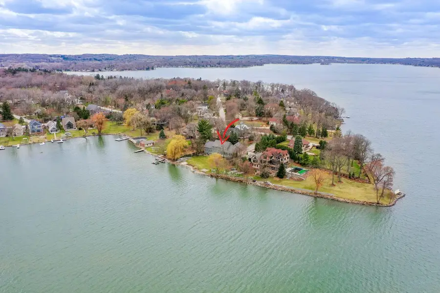 W277N3016 Rocky Point Rd, Pewaukee, WI 53072 - #3