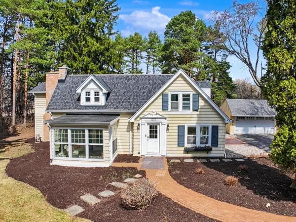 1212 E Brown Deer Rd, Bayside, WI 53217