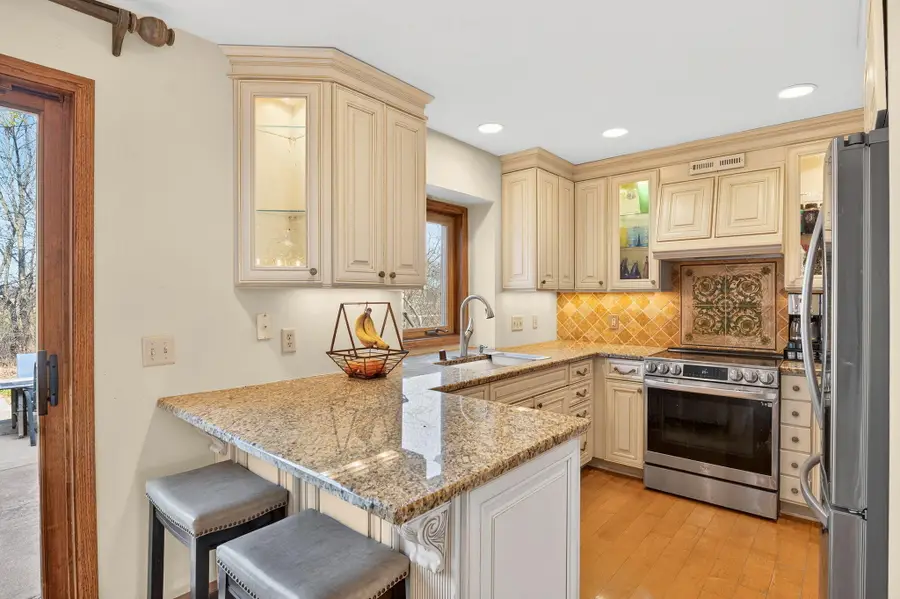 N68W14724 Prudence Dr, Menomonee Falls, WI 53051 - #3