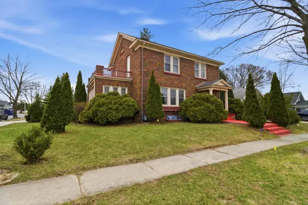 201 Capital St, Burlington, WI 53105