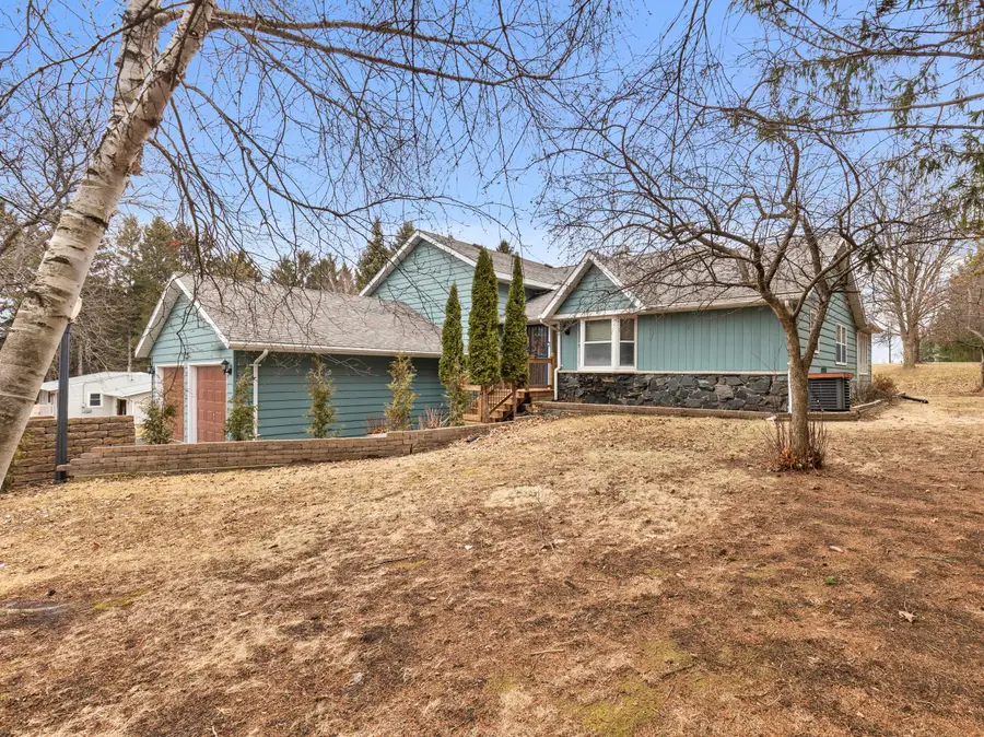 735 S Second St, Delavan, WI 53115 - #3