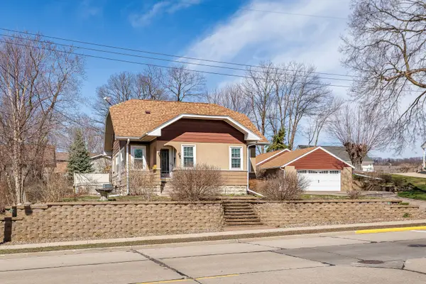 1011 Main St, Onalaska, WI 54650