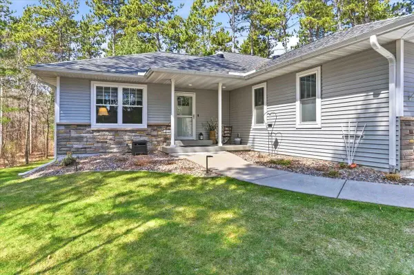 N13703 Canar Rd, Trempealeau, WI 54661