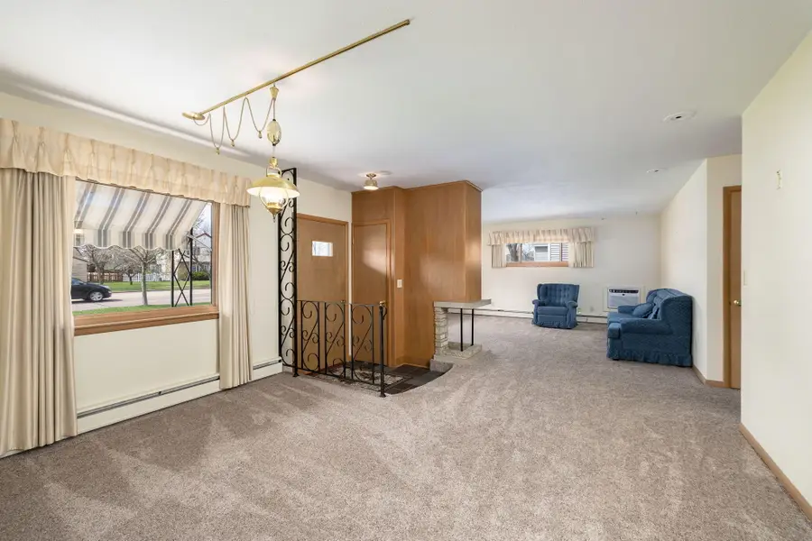 1119 Losey Blvd S, La Crosse, WI 54601 - #2