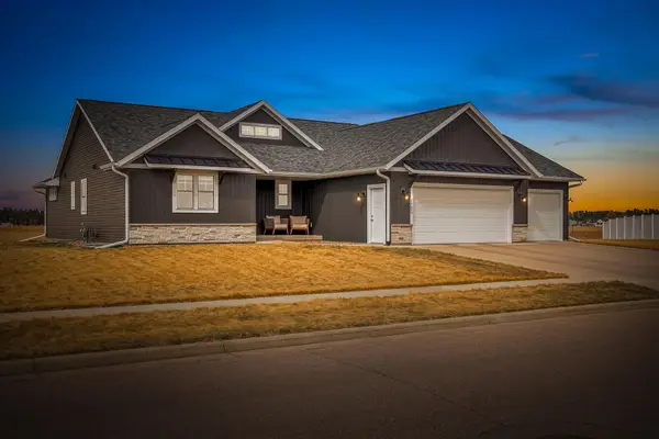 1721 Waxwing Ln, Holmen, WI 54636