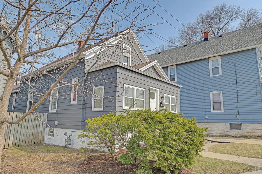 2664 S Clement Ave, Milwaukee, WI 53207 - #2