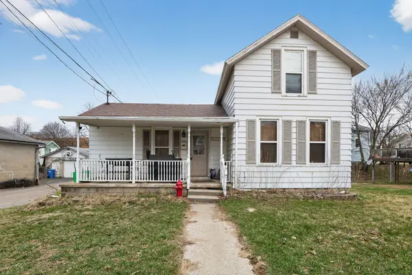 413 East St, Baraboo, WI 53913