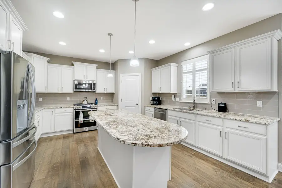 W236N7272 Meadow Ct, Sussex, WI 53089 - #3