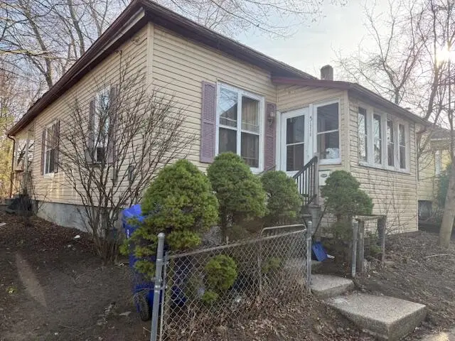 511 66th St, Kenosha, WI 53143 - #1