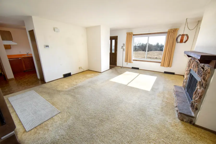 7222 S Delaine Dr, Oak Creek, WI 53154 - #3