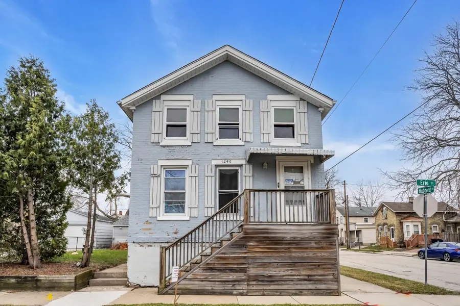 1240 Erie St, Racine, WI 53402 - #2