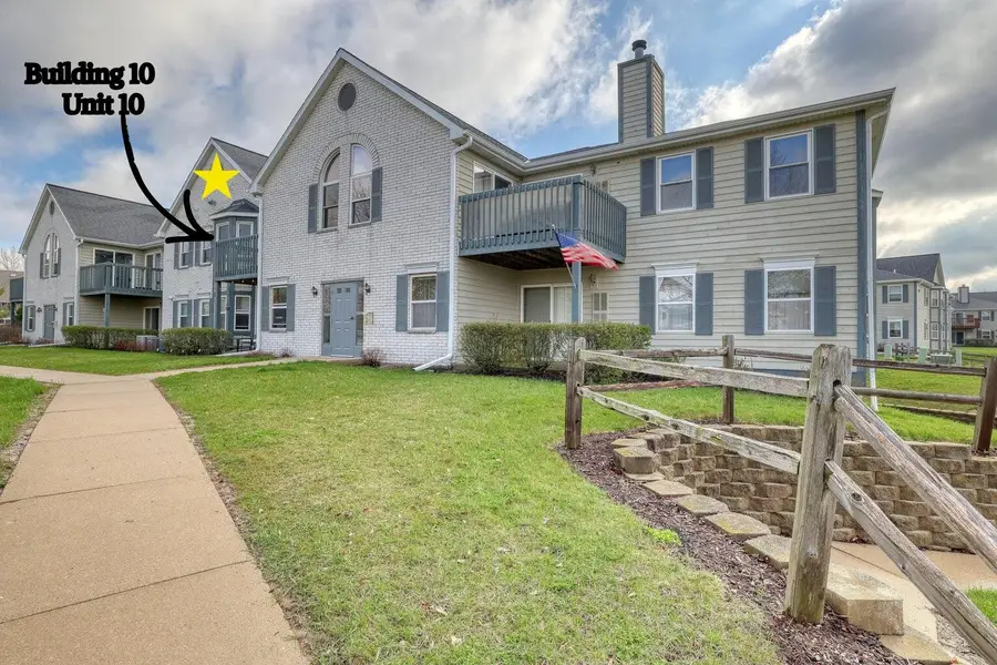 N25W24069 River Park Dr, Pewaukee, WI 53072 - #3