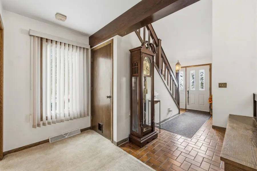 7224 Maple Ln, Hartford, WI 53027 - #3