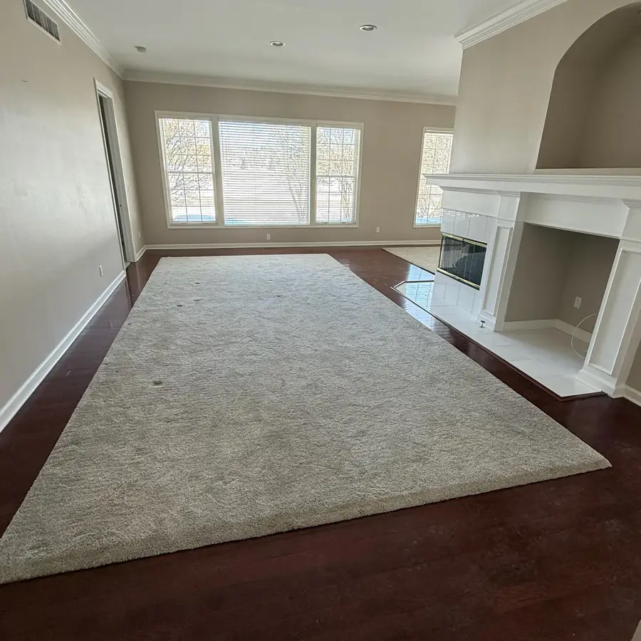 W233N3088 Oakmont Ct, Pewaukee, WI 53072 - #3