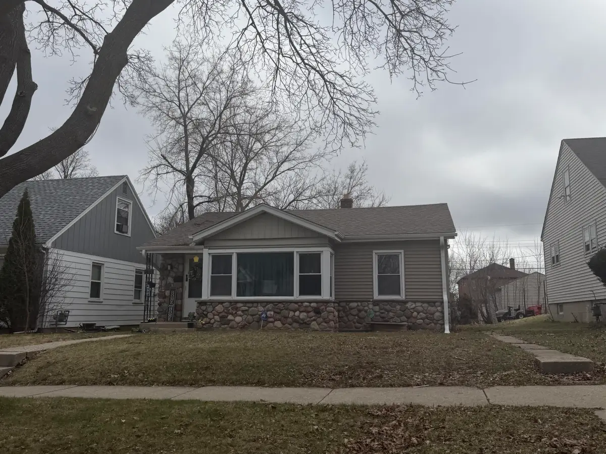 4368 N 62nd St, Milwaukee, WI 53216 - #1