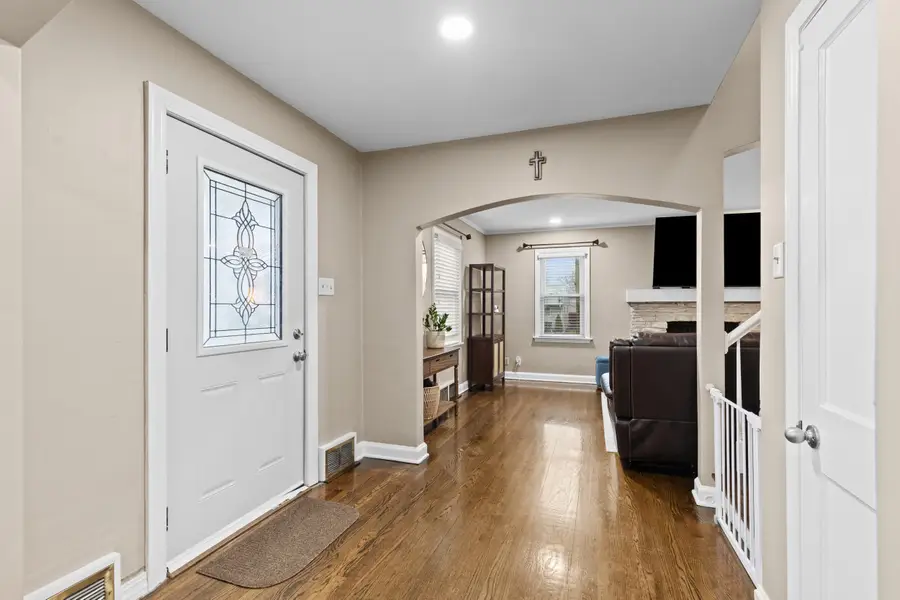 3300 S 66th St, Milwaukee, WI 53219 - #3