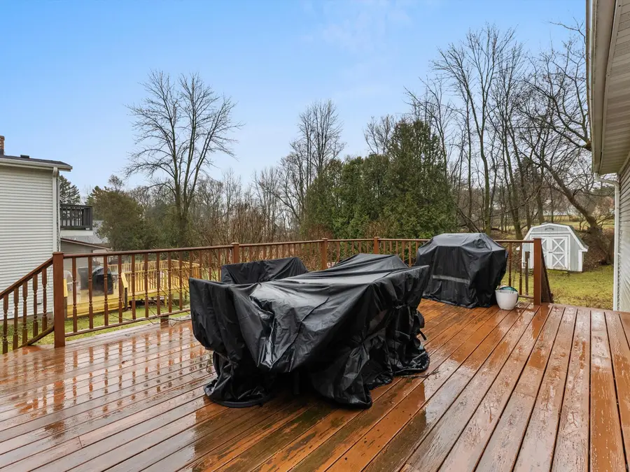 265 Lincoln Ave, Cleveland, WI 53015 - #3