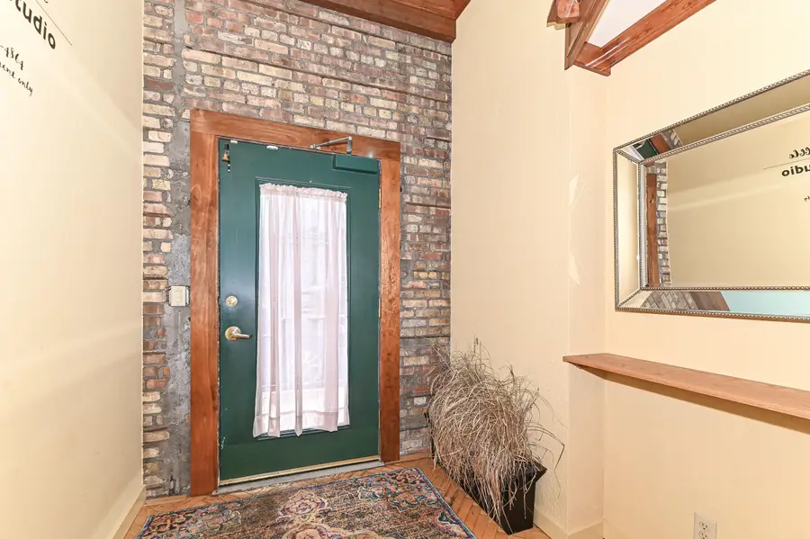 524 Milwaukee Ave, Burlington, WI 53105 - #2