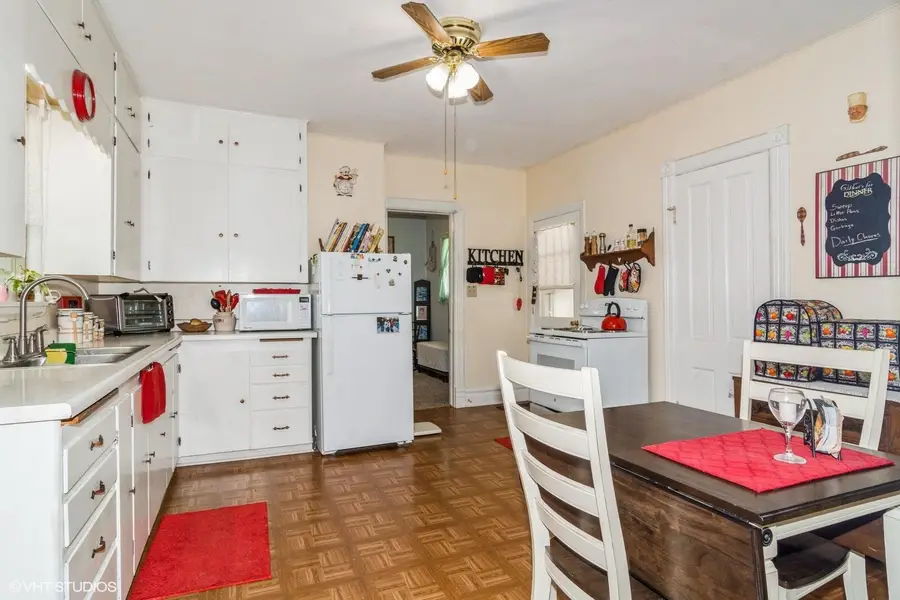 314 E Maple Ave, Beaver Dam, WI 53916 - #3