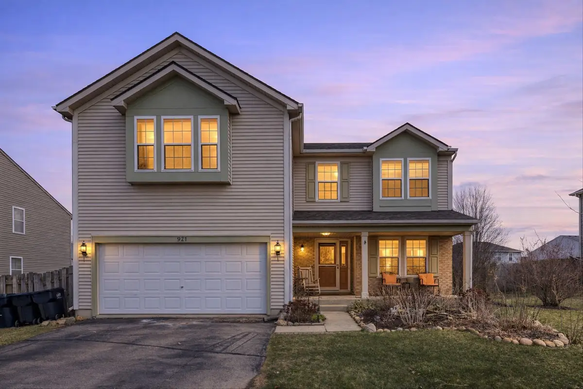 947 Voss Rd, Elkhorn, WI 53121 - #1