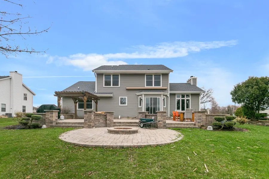 N61W14539 Brookside Dr, Menomonee Falls, WI 53051 - #3