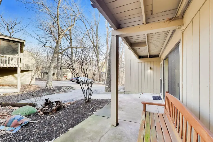 519 Bristol Oak Ct, Fontana, WI 53125 - #3