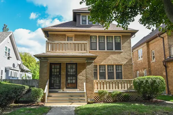 2866 N 52nd St, Milwaukee, WI 53210