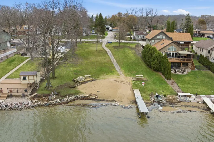 W176S7016 Wildwood Dr, Muskego, WI 53150 - #3