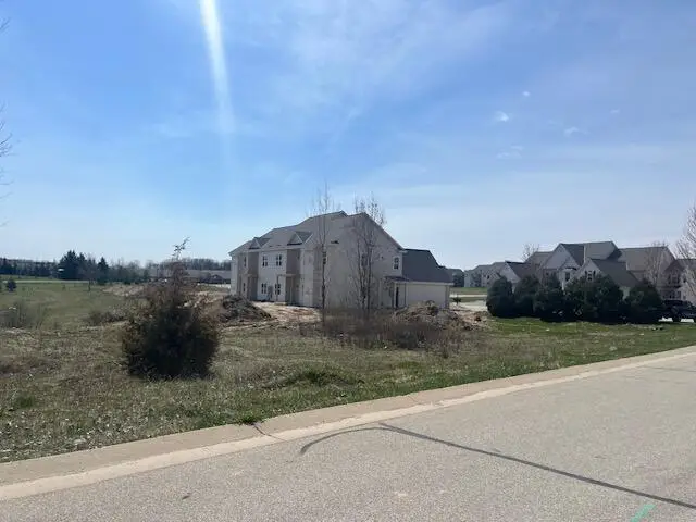 1834 Woodland Way, Slinger, WI 53086 - #2