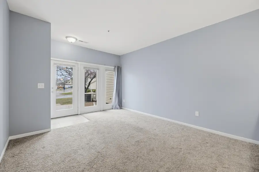 2424 Fox River Pkwy, Waukesha, WI 53189 - #2