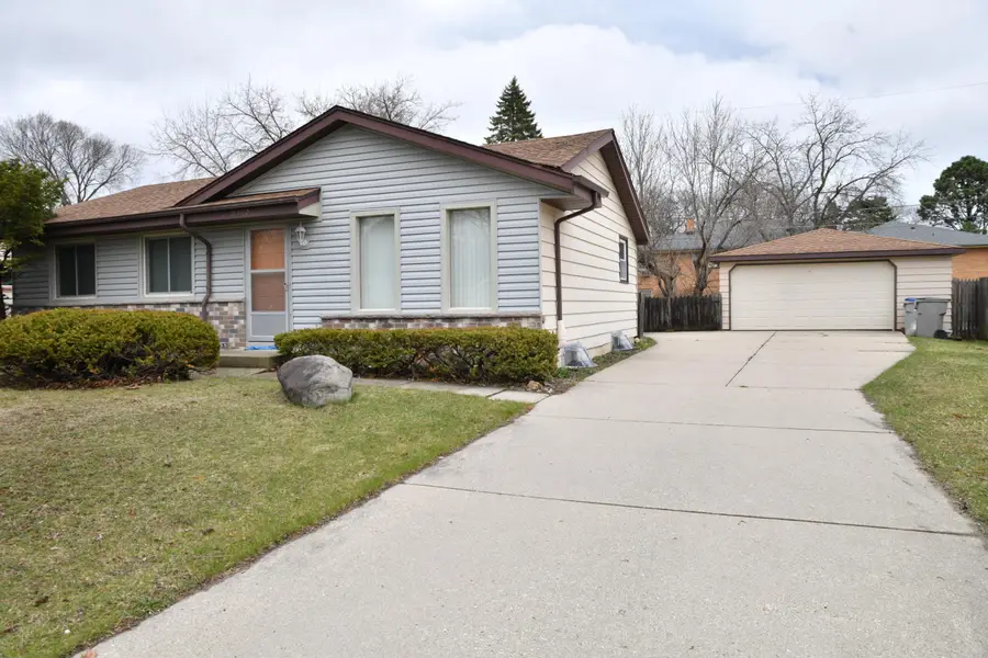 Address Withheld By Seller, Milwaukee, WI 53209 - #2