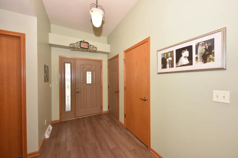 309 La Roche Ln, Belgium, WI 53004 - #3