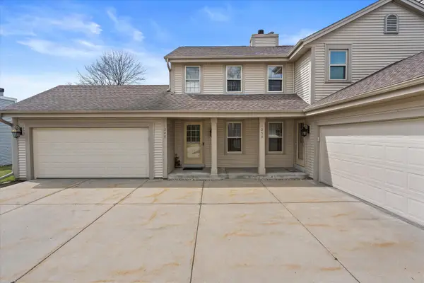 1248 River Park Cir, Mukwonago, WI 53149