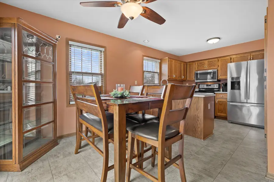 1248 River Park Cir, Mukwonago, WI 53149 - #2