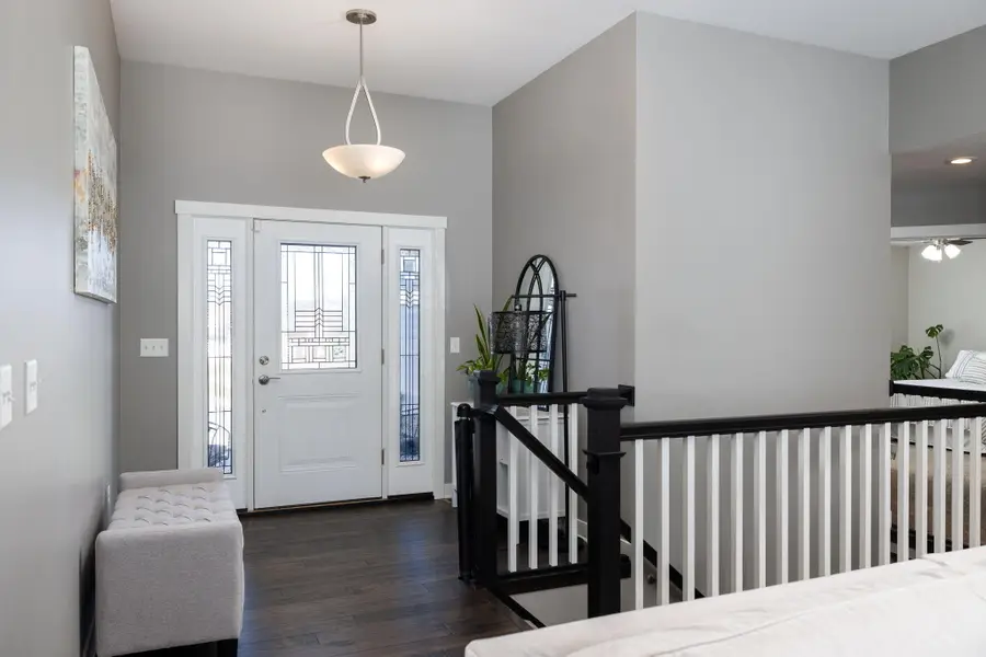 800 Knollwood Dr, Holmen, WI 54636 - #2