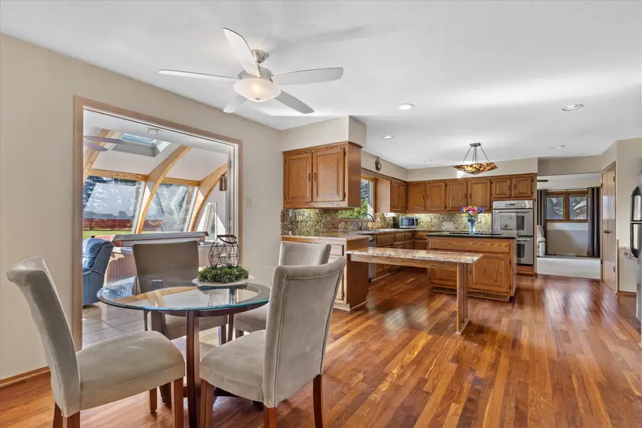 N8W27287 Woodridge Ln, Pewaukee, WI 53188 - #3