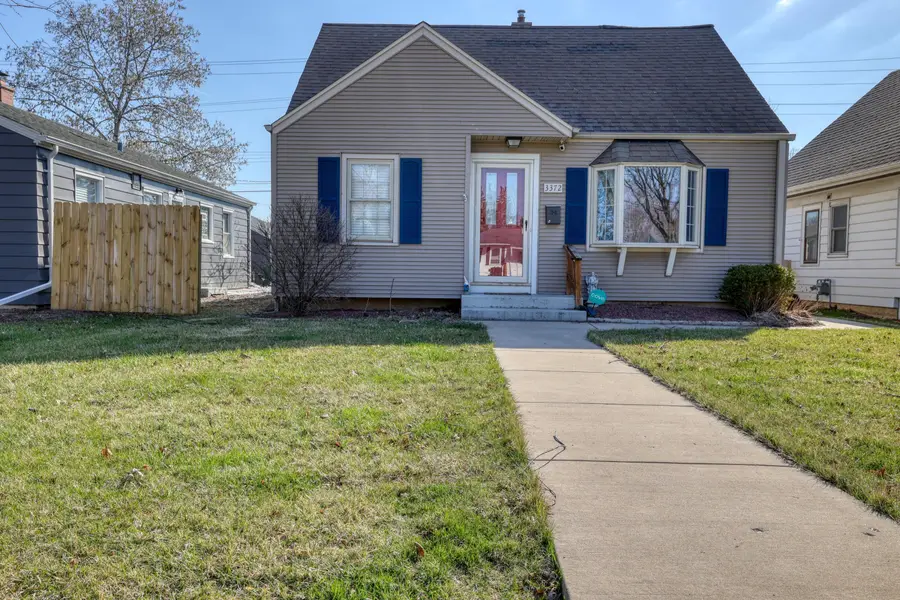 3372 N 92nd St, Milwaukee, WI 53222 - #2