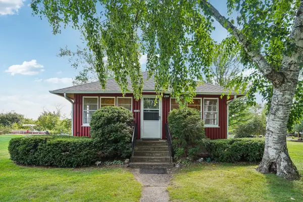 W8135 Elm Point Rd, Lake Mills, WI 53551