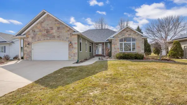 68 Aurora Ln, Fond Du Lac, WI 54935