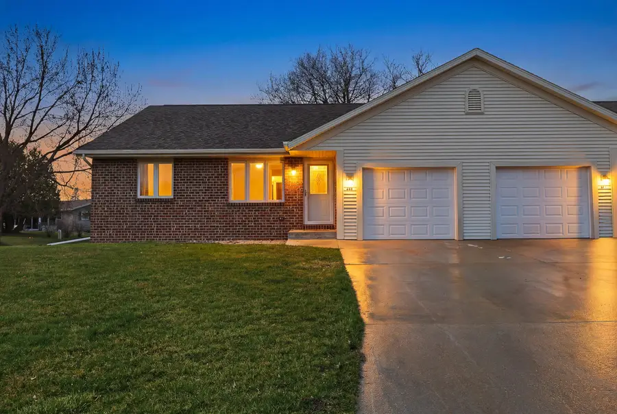 408 Keno Cir, Horicon, WI 53032 - #2