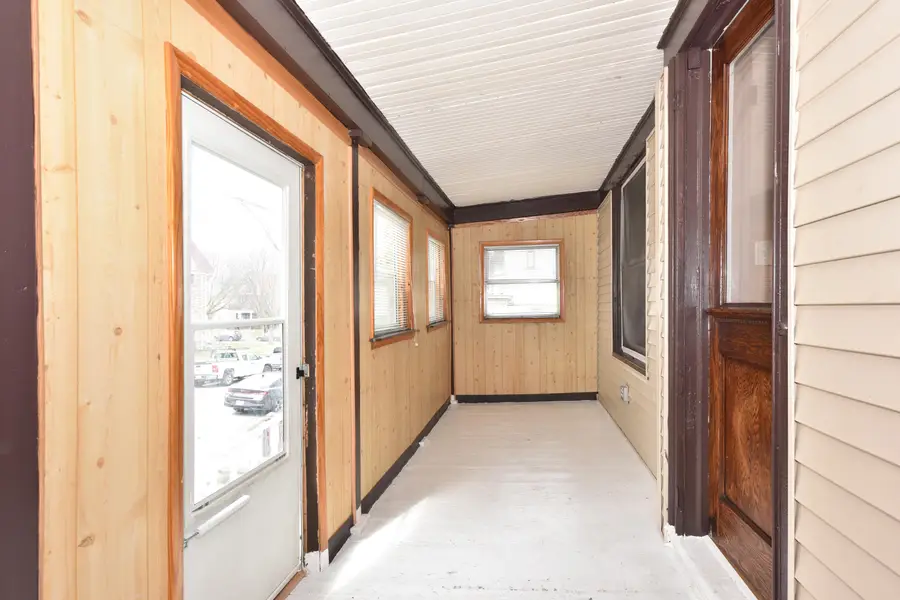 1238 N 33rd St, Milwaukee, WI 53208 - #2