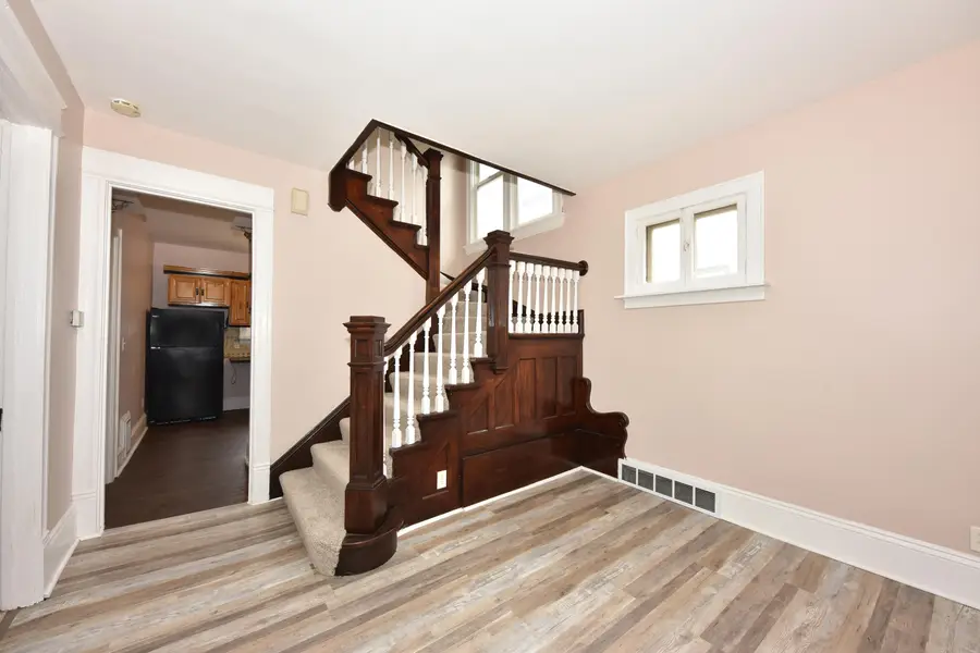 1238 N 33rd St, Milwaukee, WI 53208 - #3