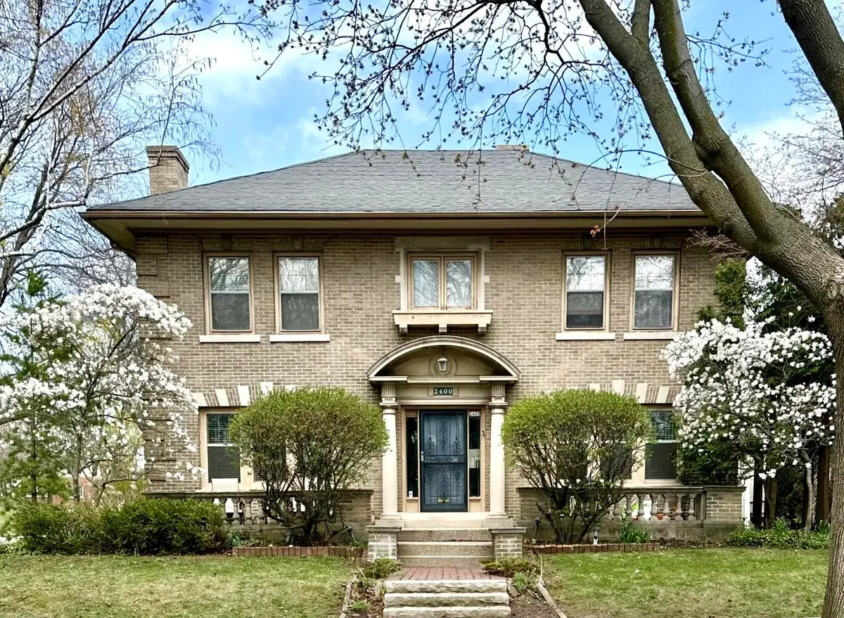 2400 E Newton Ave, Shorewood, WI 53211 - #1