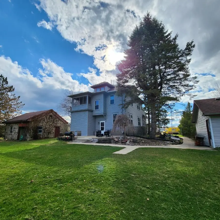 w204n16640 Jackson Dr, Jackson, WI 53037 - #2