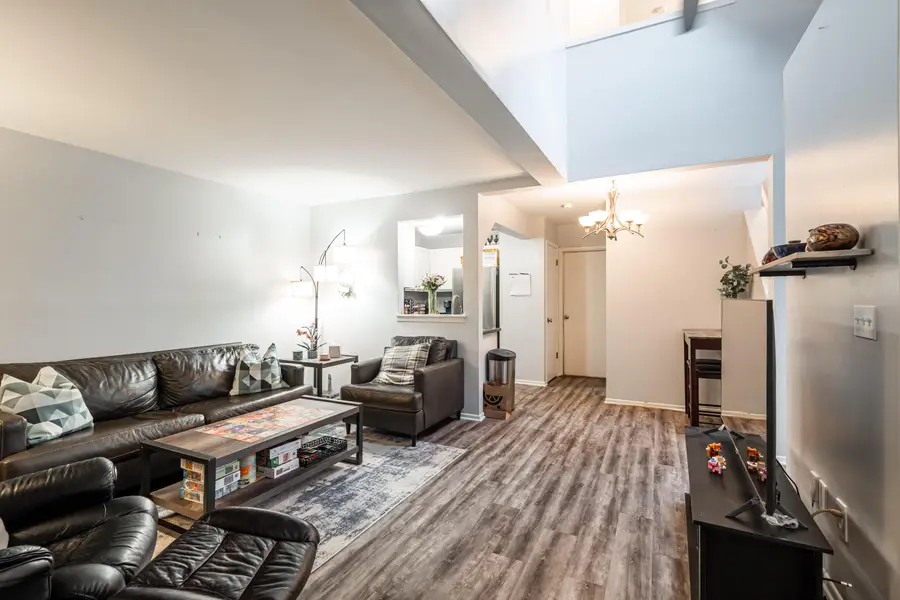 127 Garfield Ave, Waukesha, WI 53186 - #2