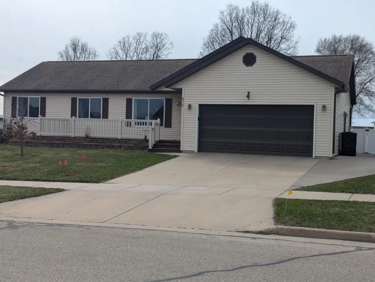 810 Aspen Blvd, Sparta, WI 54656 - #1
