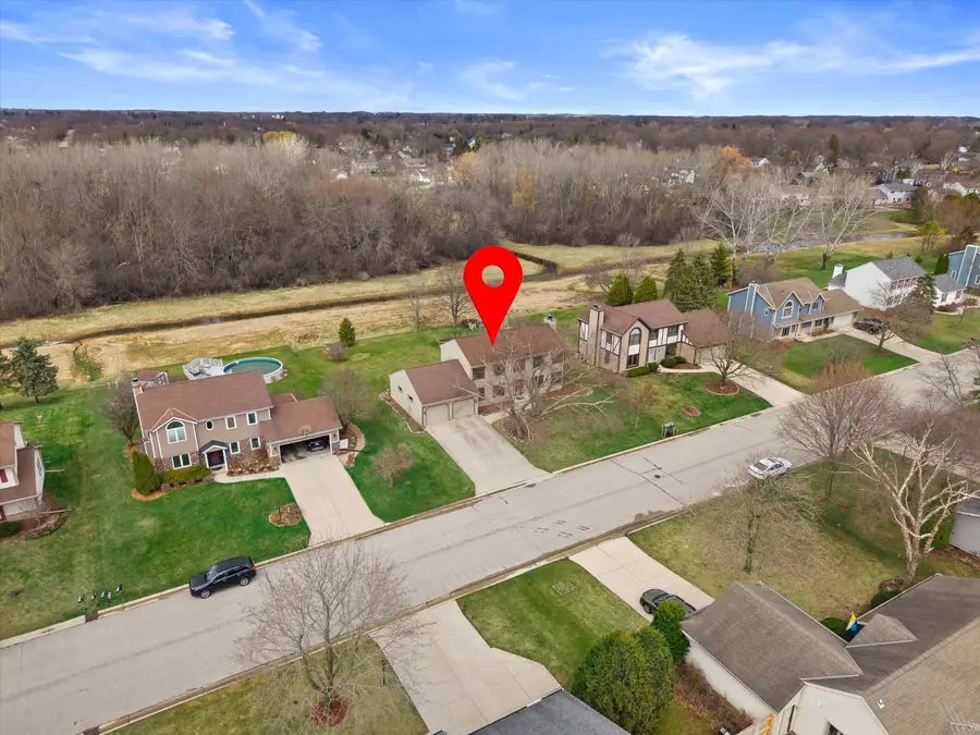 N106W16330 Fieldstone Pass, Germantown, WI 53022 - #2