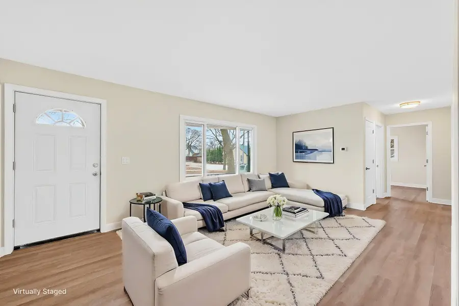 8901 W Lisbon Ave, Milwaukee, WI 53222 - #3