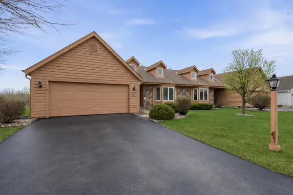 W180N9879 Riversbend Cir W, Germantown, WI 53022